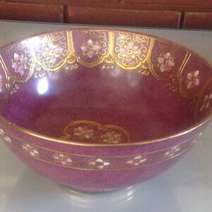 Vintage Porcelain Hand Painted Toyo  Bowl with Gold Enamel Trim